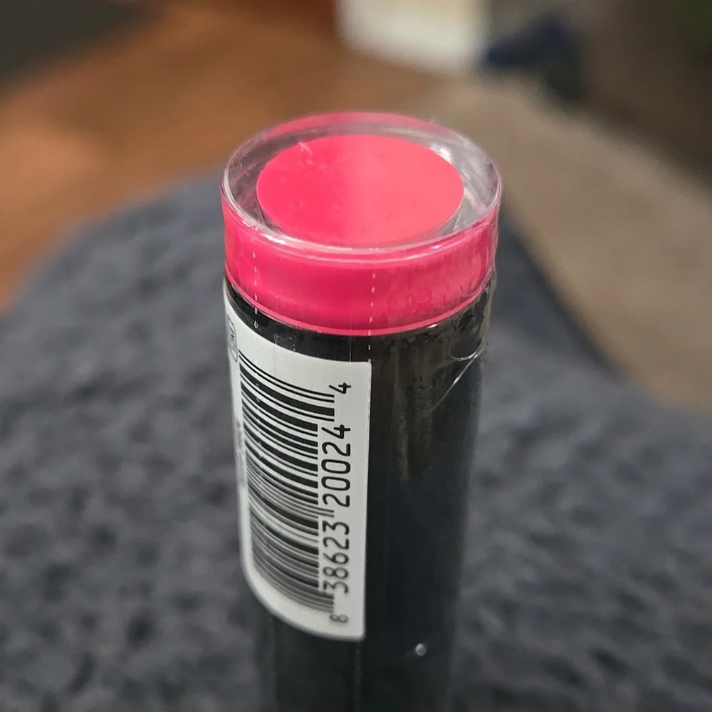 Makeup Revolution Lipstick Dazzle